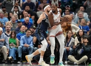 开云体育中国官网-独行侠险胜太阳，锡安点燃赛场的简单介绍