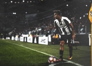 开云体育-绿茵史诗，京多安的统治与安菲尔德奇迹—当控制美学遭遇绝杀哲学