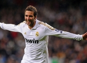 开云体育官方网站-米切尔压制级发挥！森林狼巅峰对决险胜马刺，新一代分卫的崛起之战