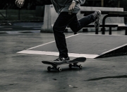 开云APP-德甲争冠战之夜，浓眉关键战不手软，当足球与篮球的决胜时刻同频共振