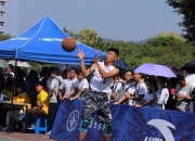 开云体育直播-柏林赫塔队员联手拼搏，取得三分