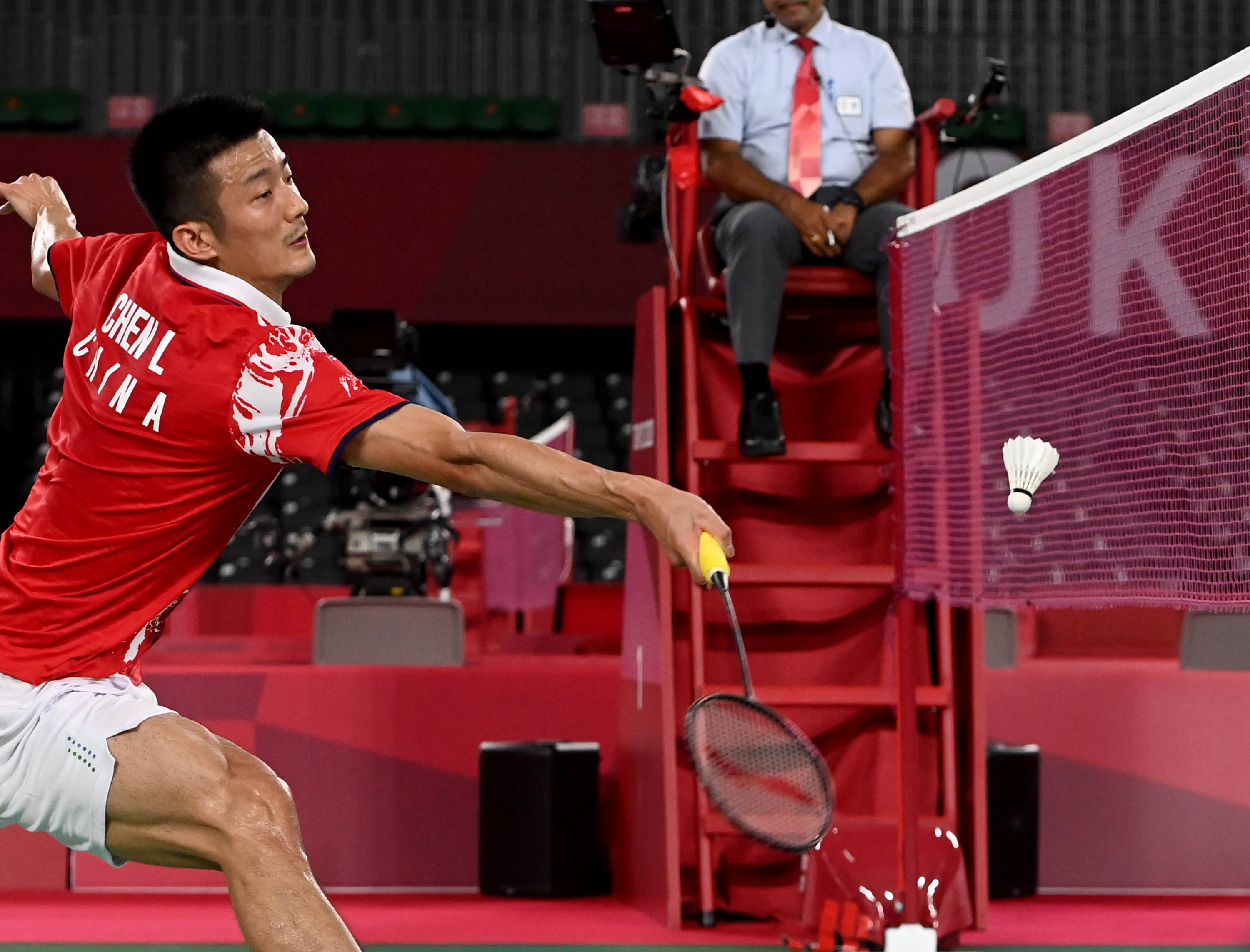 印尼羽毛球队轻取中国羽毛球队，谌龙绝境逆转的简单介绍