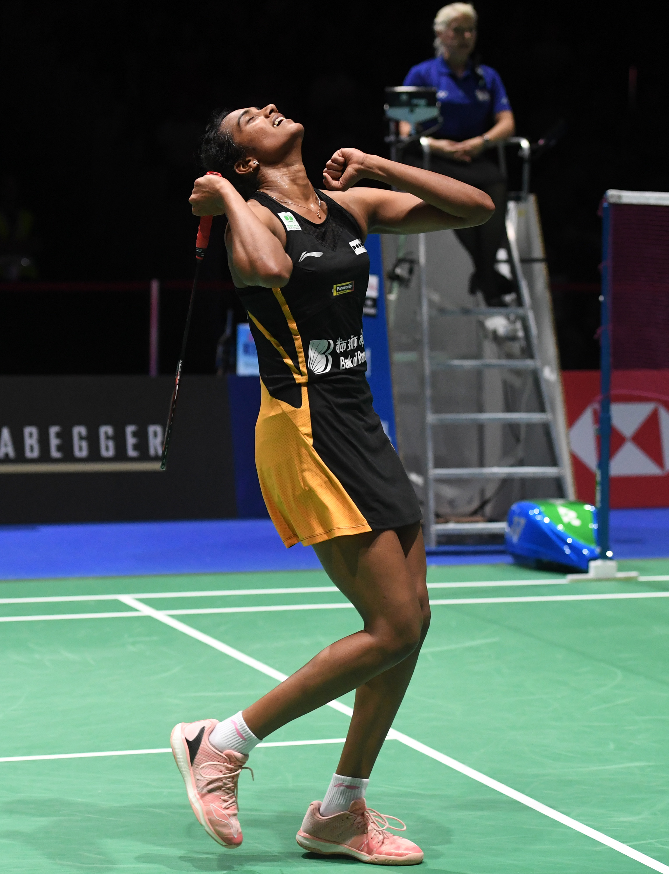 关于韩国羽毛球队险胜印度羽毛球队，辛杜高光表现的信息