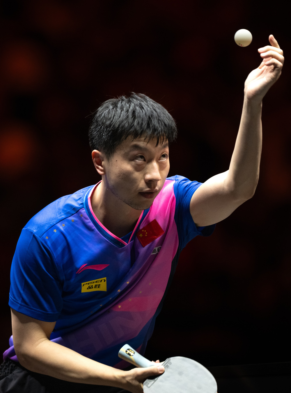 中国乒乓球队翻盘法国乒乓球队，马龙爆发神勇的简单介绍