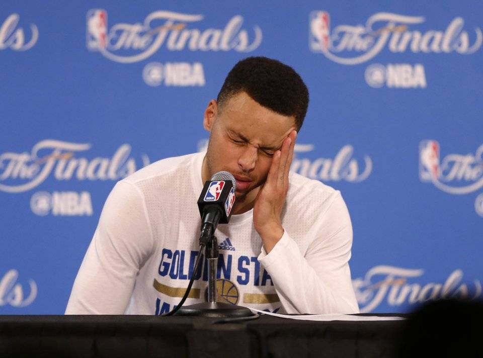 包含福建队翻盘勇士，库里状态火热的词条