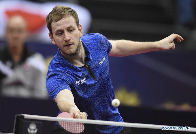 捷克摔跤运动员力拔头筹，夺得桂冠的简单介绍