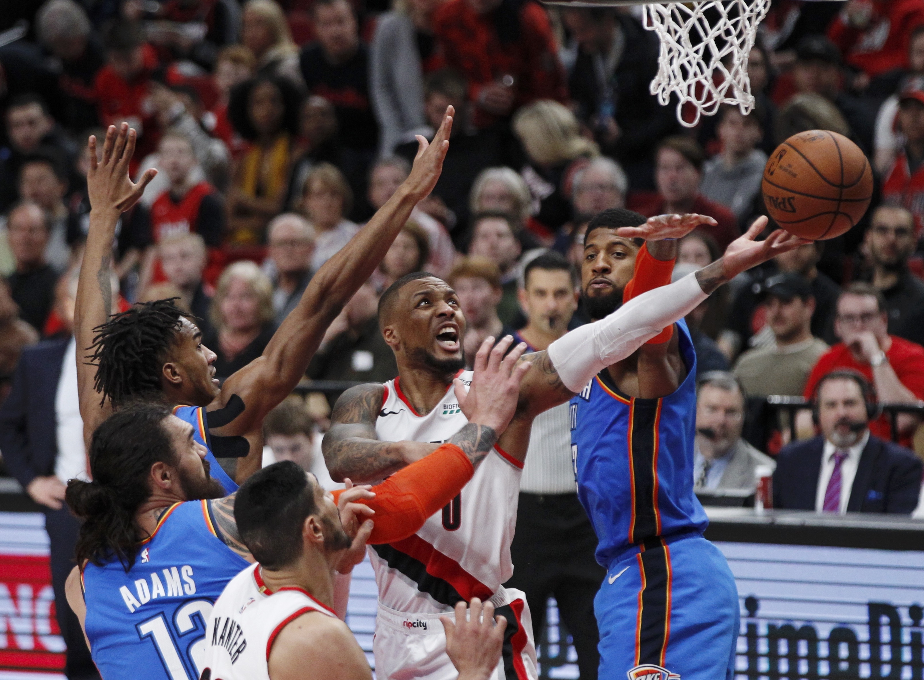 开拓者队与雷霆队达成交易协议