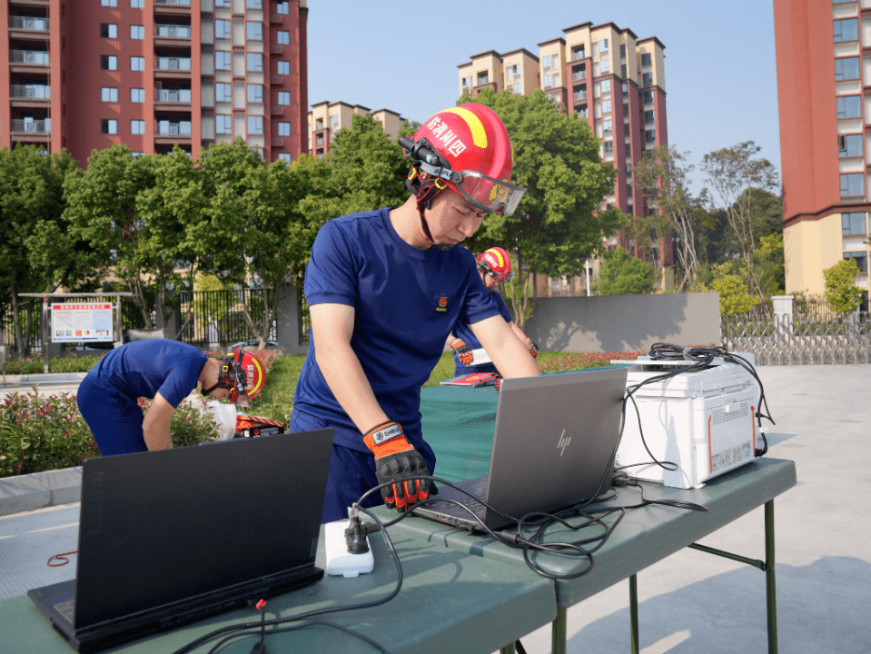 关于南特坚持训练备战，全力以赴的信息