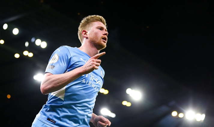 曼城继续领跑阔步走来难以摆脱群雄追赶 曼城继续领跑阔步走来难以摆脱群雄追赶