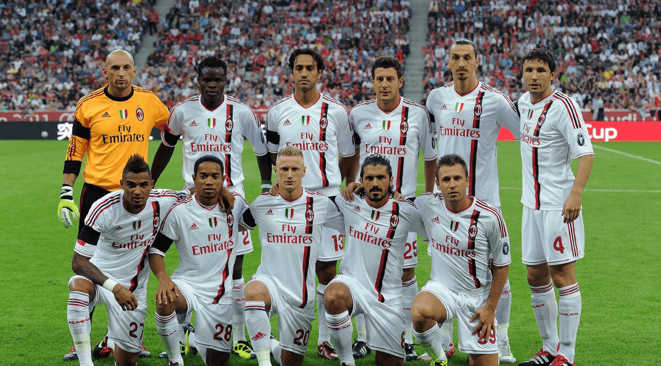 AC米兰力拼前进,冲刺联赛前列 AC米兰力拼前进,冲刺联赛前列