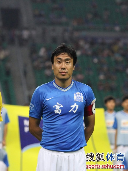 青岛中能告负于广州富力，遭遇惨败的简单介绍