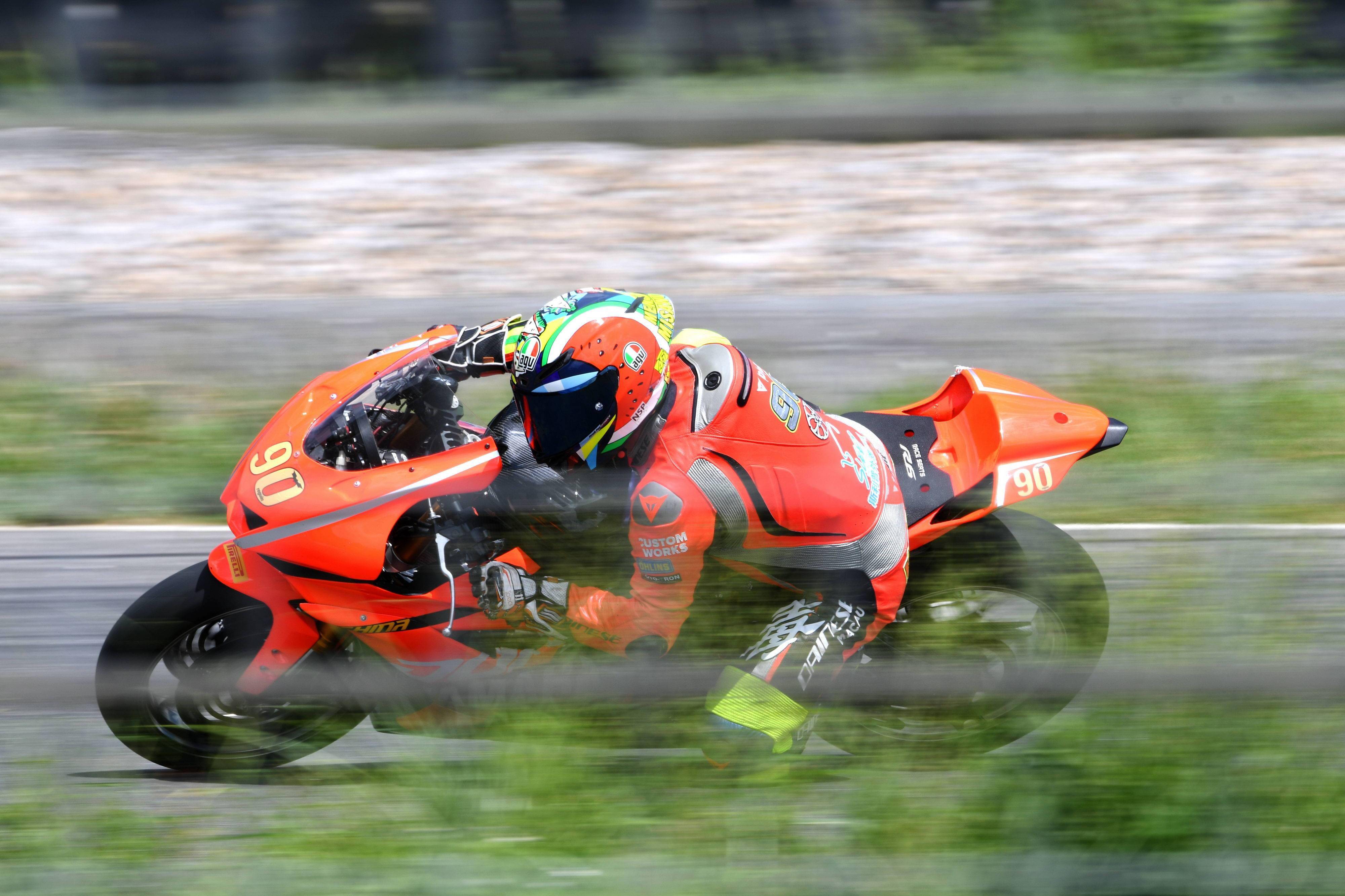 雪地摩托车赛比赛,夺冠夺冠更进一步的简单介绍 雪地摩托车赛比赛,夺冠夺冠更进一步的简单介绍