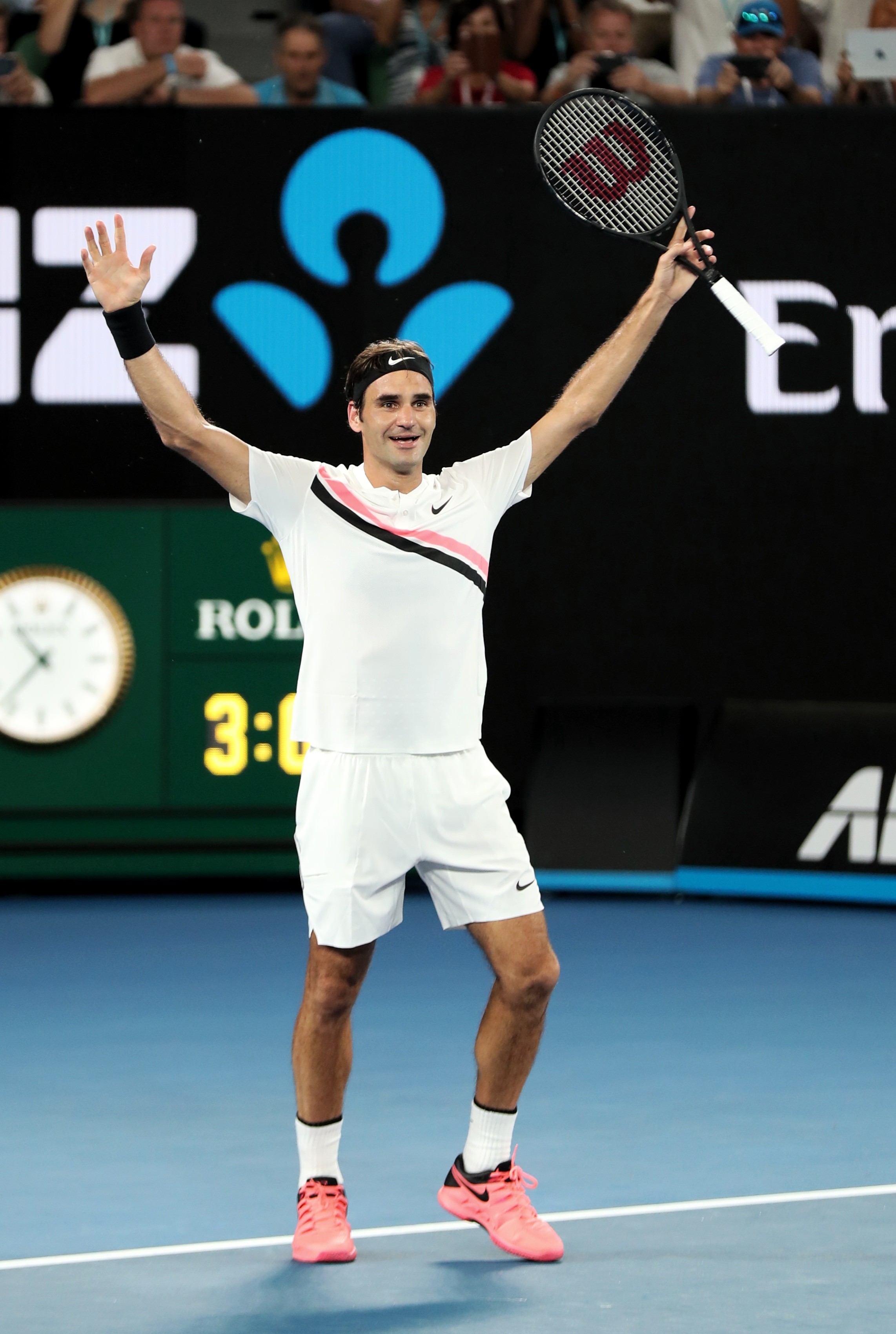 美国网球队血洗欧洲网球队，费德勒惊艳世界的简单介绍