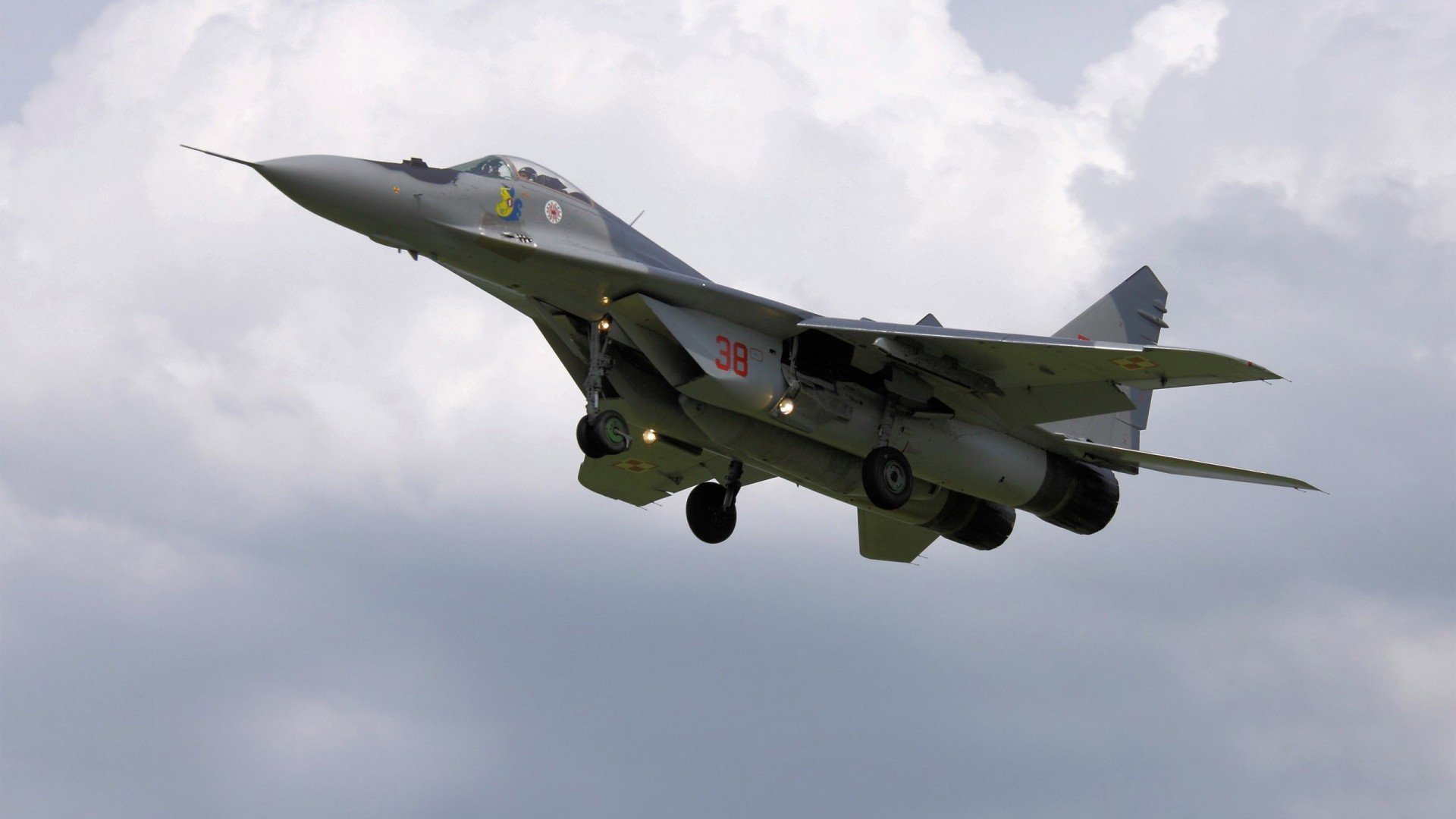 奥运周期关键战焦点战，突尼斯防守锁死摩纳哥，战术纪律铸就胜利