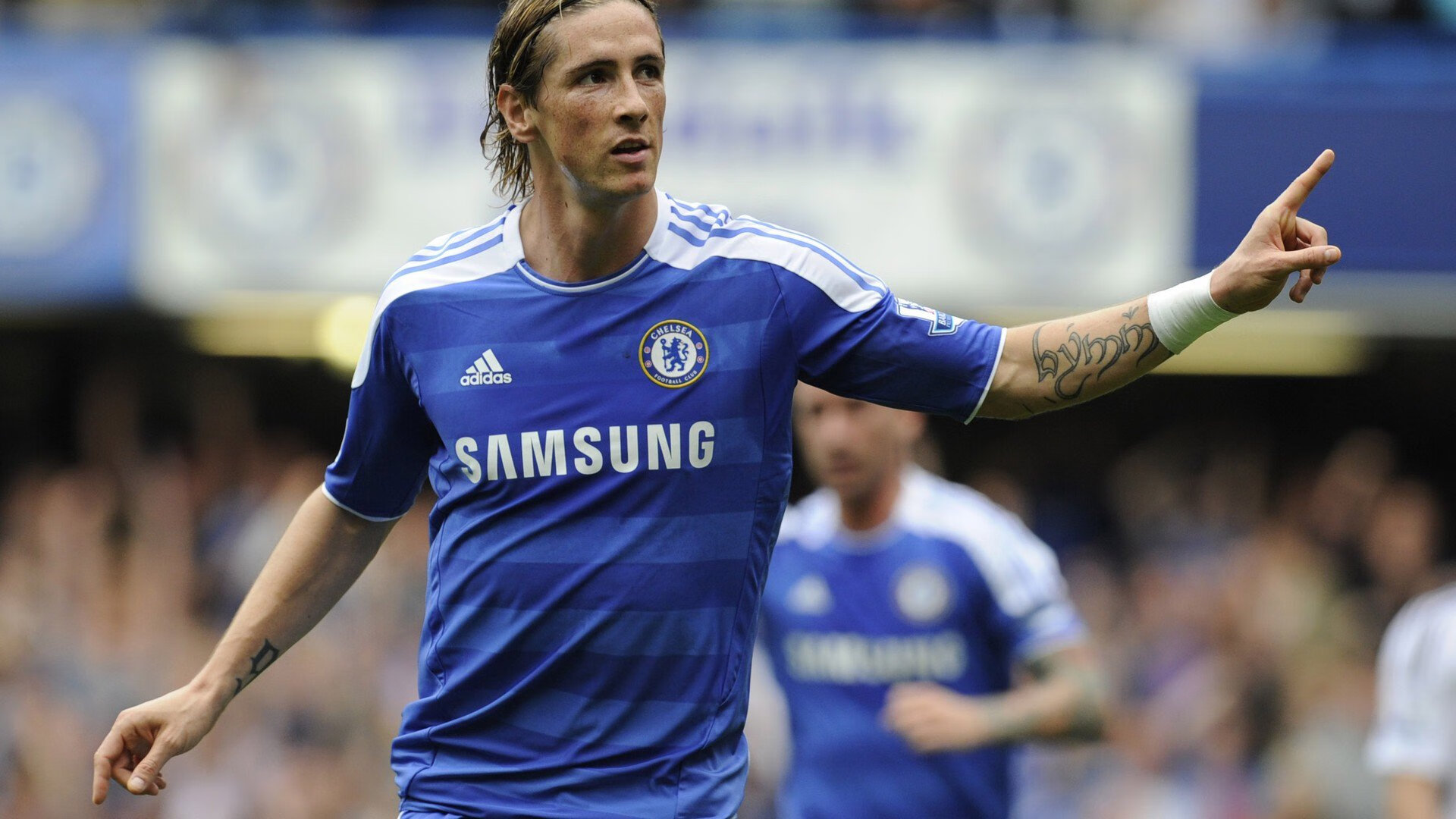 意甲焦点战之外，活塞击败独行侠，体育精神的跨界共鸣