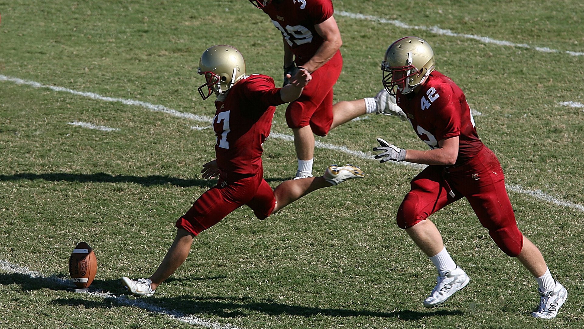绝杀与高光，从绿茵场到乒乓台，亚洲体育的双重奏